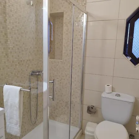 Sunshine Pensión 3*