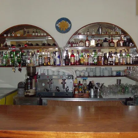 Sunshine Pensión 3*