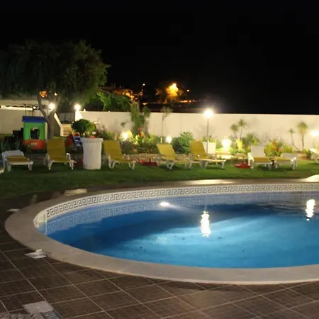 Sunshine ゲストハウス アルブフェイラ